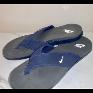 Nike sponge thong sandal